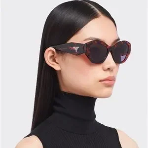 Prada | Accessories | Authentic Newprada Fashion Womens  display picture 1